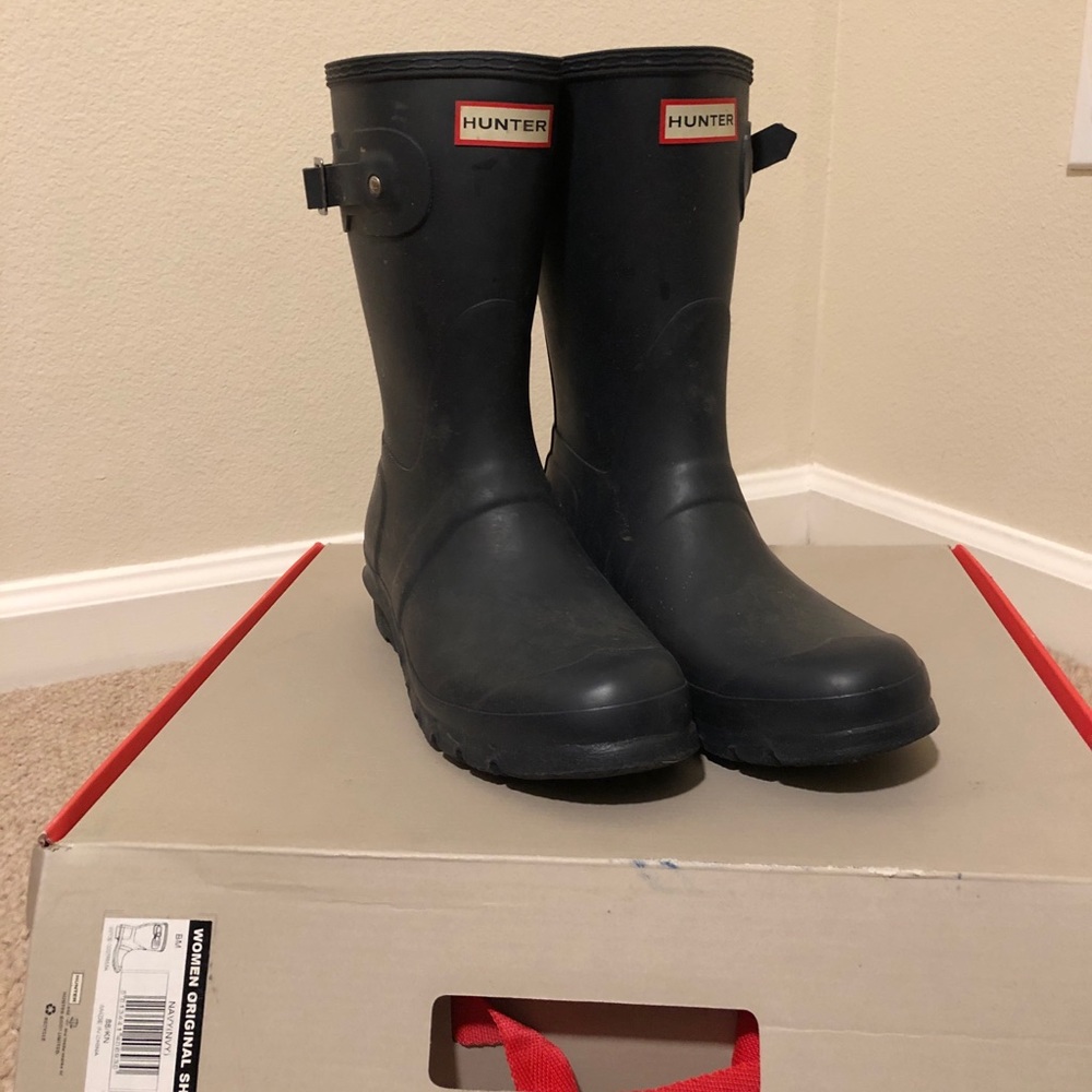 Hunter Women’s Original Short Boot in Navy